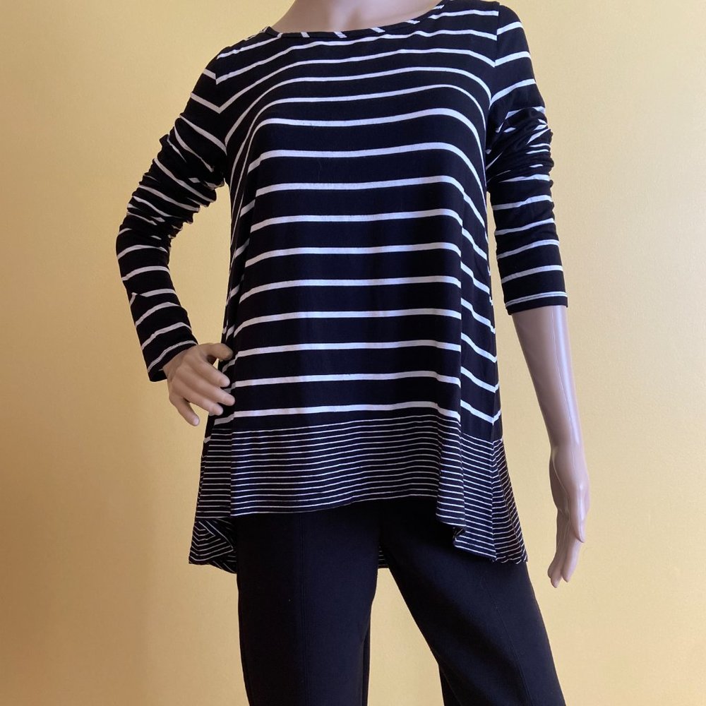 BCBGMAXAZRIA hi low striped tunic